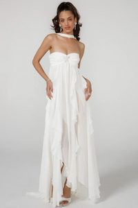 Elegante vestido largo de fiesta y de invitada de boda con cuello halter y espalda descubierta | Maxi