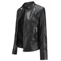 Estilosa chaqueta de cuero negra de estilo biker para mujer