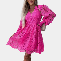 Elegante vestido midi de encaje floral de invitada de boda y fiesta con escote en V | Midi