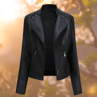 Elegante chaqueta de cuero con cremallera y corte biker para mujer