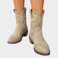 Estilosos botines cowboy de mujer con pespuntes puntera afilada y tacón medio
