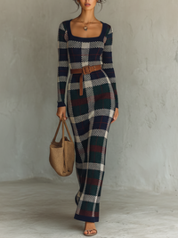 Elegante vestido largo de invierno con escote cuadrado y cinturón | Maxi
